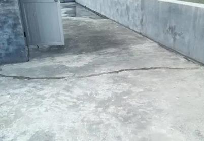 安龙楼顶漏水维修公司分享下如何解决卫生间隐蔽部位漏水的问题?