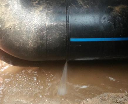 安龙楼顶渗水维修公司为大家分享下安龙卫生间漏水维修修补技术!