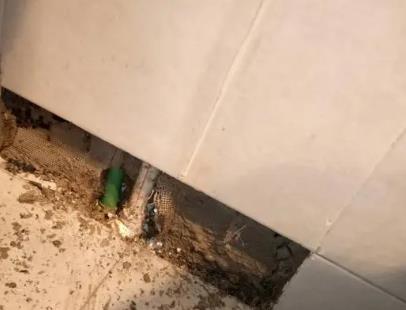 安龙楼顶漏水维修公司分享下修复水管漏水的几种小方法